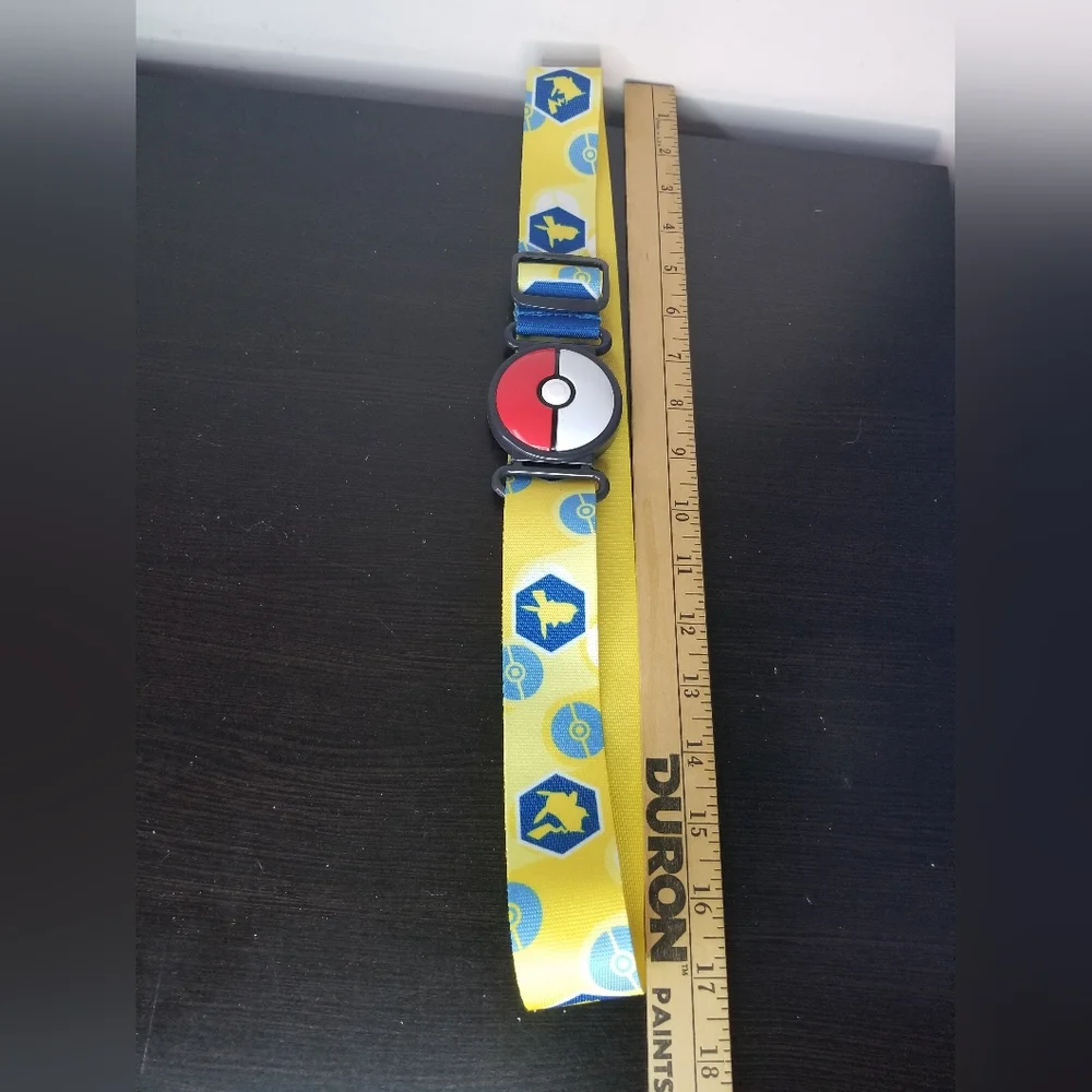 Pokemon Clip Go Belt Transport Ball Pikachu